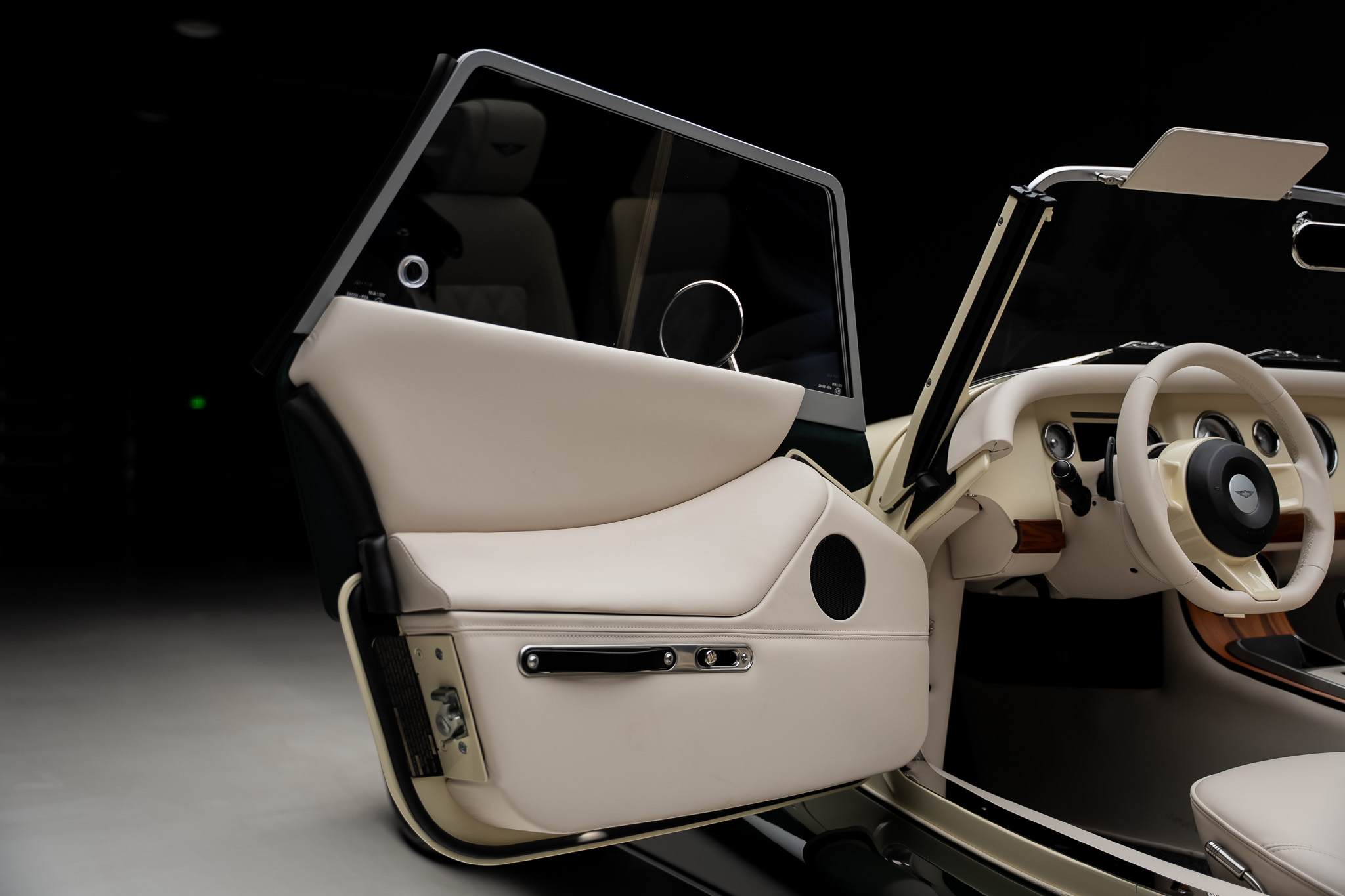 2026 Plus Four 75 Edition - Image 24
