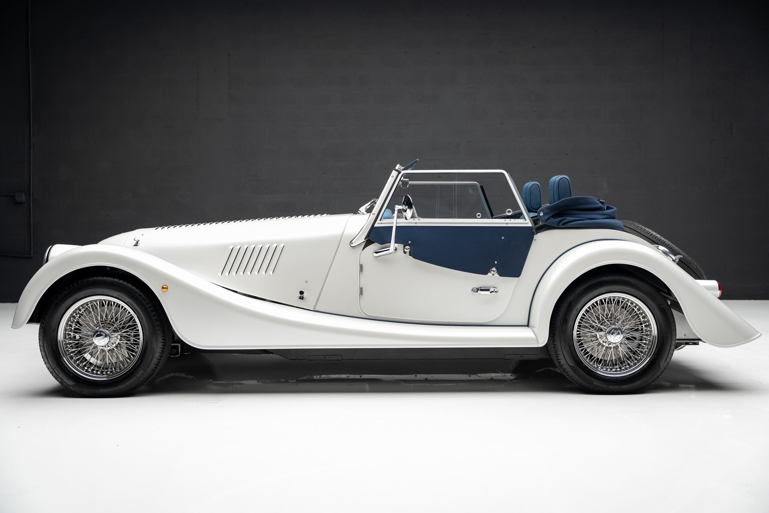 2025 Plus Four 75 Edition - Image 56