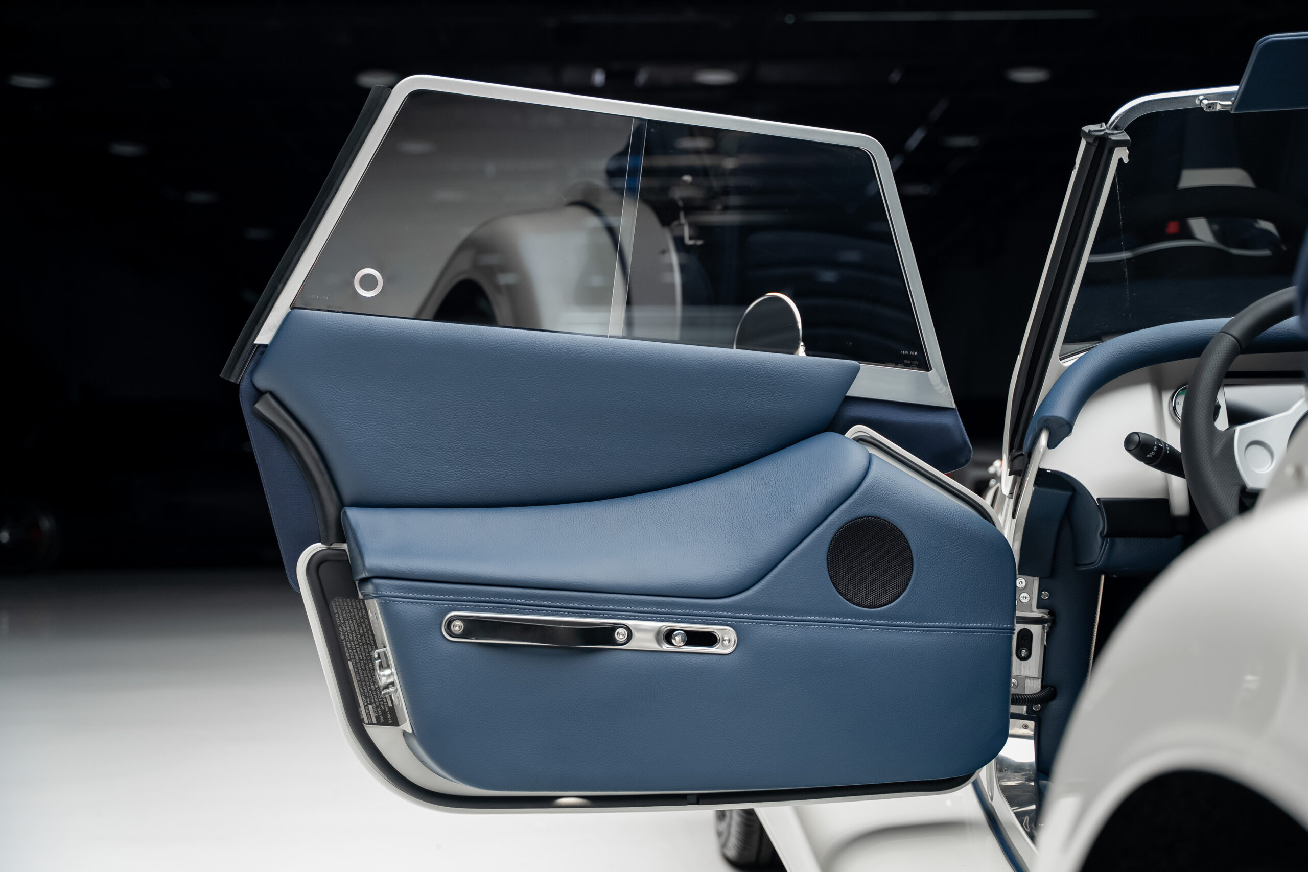 2025 Plus Four 75 Edition - Image 24